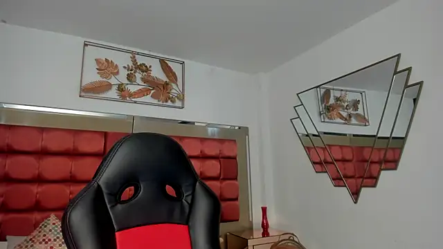 SaraWagner  online show from 09-15-25, 06:08