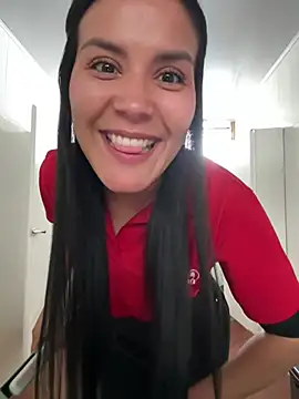 MacaW09 online show from 02-19-26, 01:52