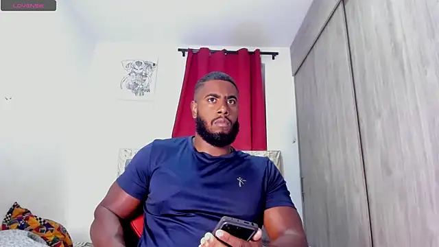 Snapshot of lebron_million chatting on 10-03-25, 11:50 lebron million online show from 10-03-25, 11:50