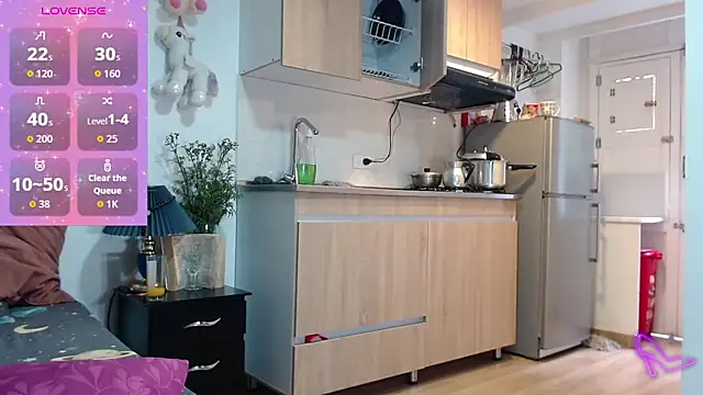 Snapshot of AllysonStonne chatting on 02-24-26, 09:37 AllysonStonne online show from 02-24-26, 09:37