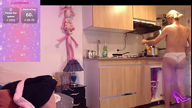 Snapshot of AllysonStonne chatting on 01-31-26, 10:30 AllysonStonne online show from 01-31-26, 10:30