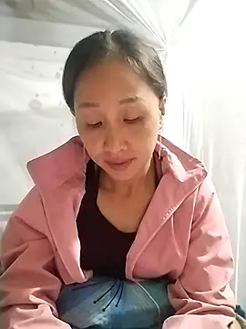 cute love00 online show from 10-24-25, 03:16