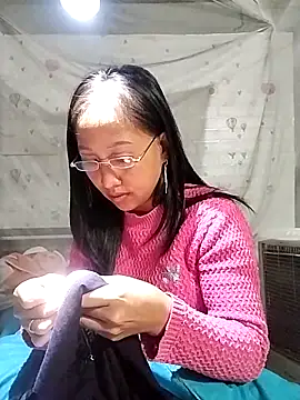 cute love00 online show from 02-18-26, 10:33