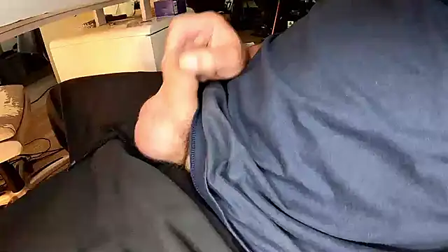 Snapshot of hornysmallcockgermany chatting on 10-20-25, 07:31 hornysmallcockgermany online show from 10-20-25, 07:31