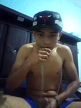 Snapshot of xnrosascontrxk chatting on 11-08-25, 11:19 xnrosascontrxk online show from 11-08-25, 11:19