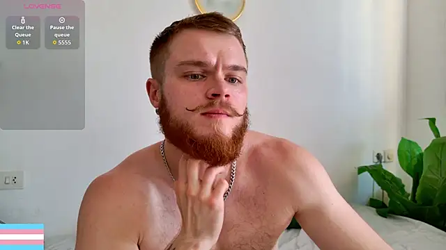 Snapshot of VictorTransMan chatting on 06-14-26, 09:32 VictorTransMan online show from 06-14-26, 09:32