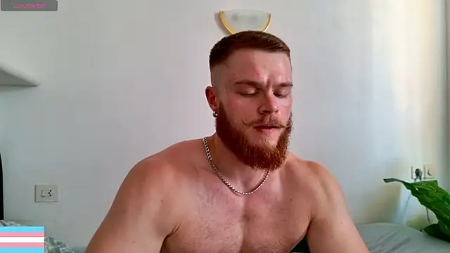 Snapshot of VictorTransMan chatting on 07-08-26, 10:27 VictorTransMan online show from 07-08-26, 10:27