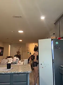 bbgurlnickii online show from 10-20-25, 07:58