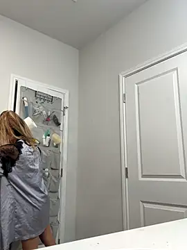 bbgurlnickii online show from 09-10-25, 04:44