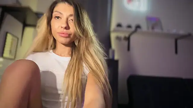 bbgurlnickii online show from 10-11-25, 11:39