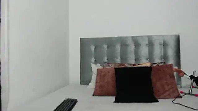 Snapshot of DaiishaWolf chatting on 10-08-25, 09:04 DaiishaWolf online show from 10-08-25, 09:04