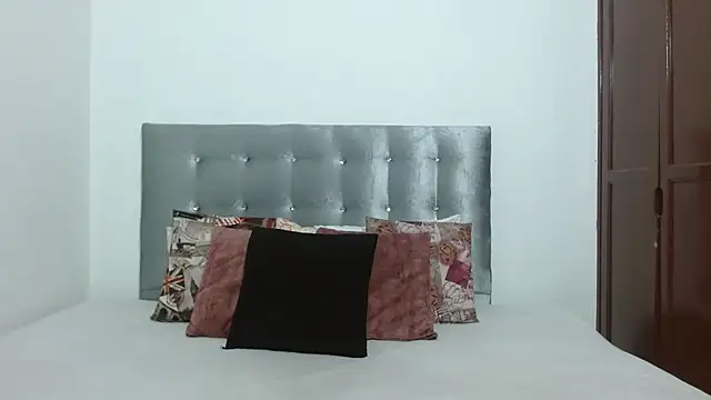 Snapshot of DaiishaWolf chatting on 09-12-25, 07:46 DaiishaWolf online show from 09-12-25, 07:46