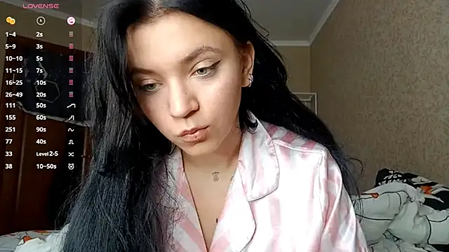 Snapshot of MelodeeCazel chatting on 10-06-25, 12:39 MelodeeCazel online show from 10-06-25, 12:39