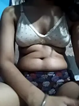Cute radhaaa online show from 05-12-26, 10:32