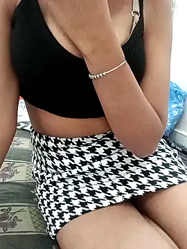 Cute radhaaa online show from 11-03-25, 10:52