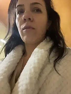 AlyaRei online show from 12-14-25, 02:22