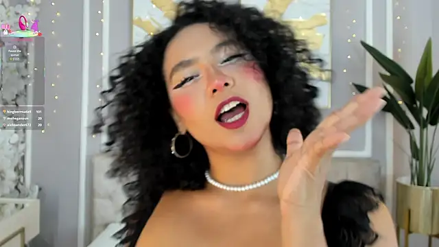 Snapshot of ellette__ chatting on 11-28-25, 07:14 ellette online show from 11-28-25, 07:14