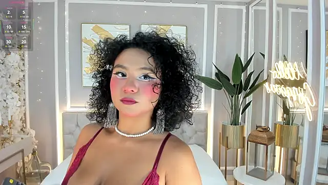 Snapshot of ellette__ chatting on 11-16-25, 08:24 ellette online show from 11-16-25, 08:24