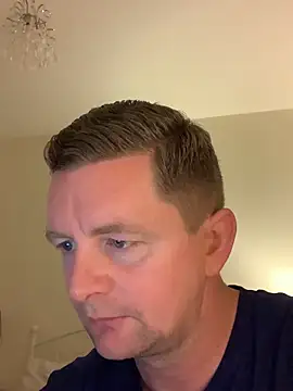 Crusher19830 online show from 11-10-25, 08:47