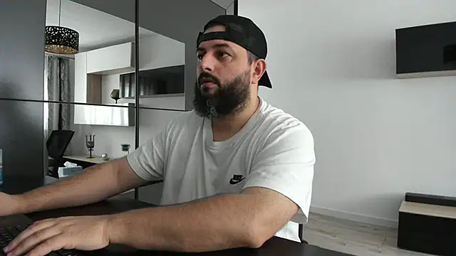 DravenPeak online show from 10-10-25, 01:01