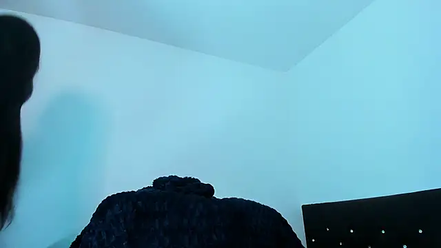 77Neferkitty77 online show from 06-01-26, 05:23