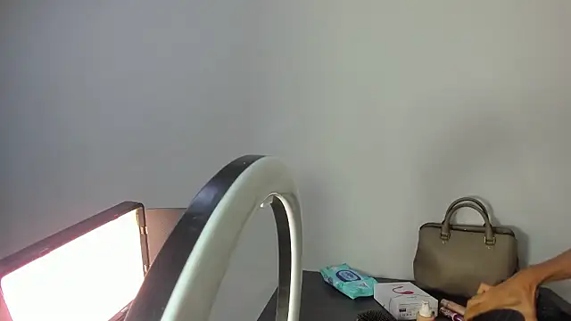 Aisha hotts777 online show from 01-17-26, 03:32