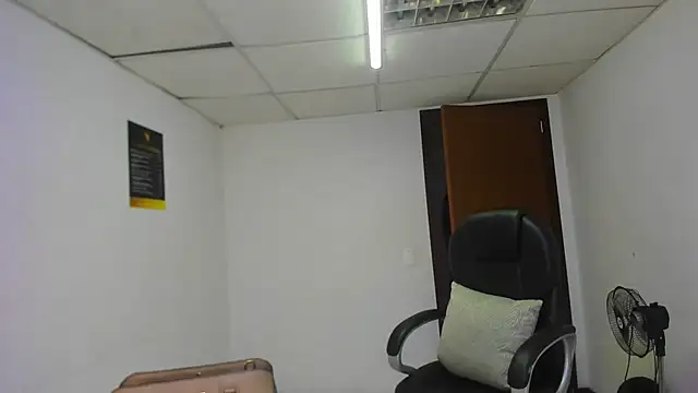 Aisha hotts777 online show from 03-03-26, 03:13