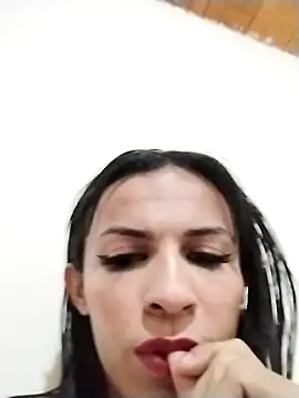 Aisha hotts777 online show from 05-06-26, 04:55