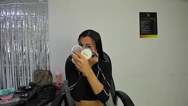 Aisha hotts777 online show from 05-18-26, 08:57