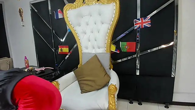 Aisha hotts777 online show from 06-18-26, 08:03