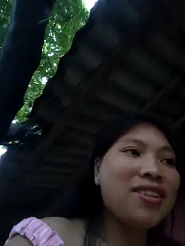 Snapshot of Cklovesu47244 chatting on 10-06-25, 10:38 Cklovesu47244 online show from 10-06-25, 10:38