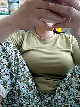 Snapshot of _Babyrose_ chatting on 09-24-25, 05:58 Babyrose online show from 09-24-25, 05:58