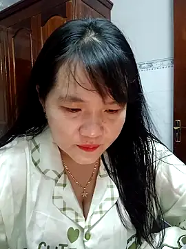 Snapshot of _Babyrose_ chatting on 10-14-25, 04:18 Babyrose online show from 10-14-25, 04:18