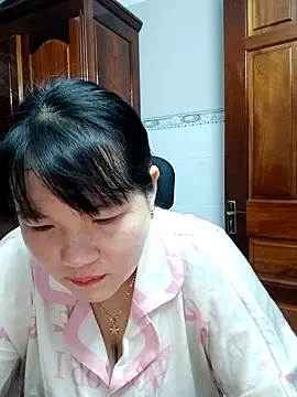 Snapshot of _Babyrose_ chatting on 10-13-25, 03:57 Babyrose online show from 10-13-25, 03:57