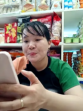 Snapshot of _Babyrose_ chatting on 10-05-25, 11:45 Babyrose online show from 10-05-25, 11:45