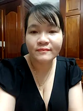 Snapshot of _Babyrose_ chatting on 10-15-25, 06:05 Babyrose online show from 10-15-25, 06:05