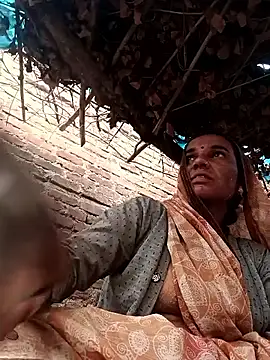 Pinky12A online show from 10-24-25, 01:37