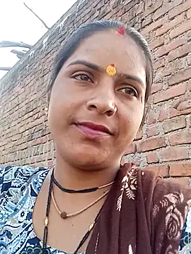 Snapshot of Mohini-xx chatting on 09-26-25, 01:45 Mohini-xx online show from 09-26-25, 01:45
