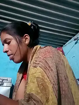 Snapshot of Mohini-xx chatting on 10-14-25, 02:50 Mohini-xx online show from 10-14-25, 02:50