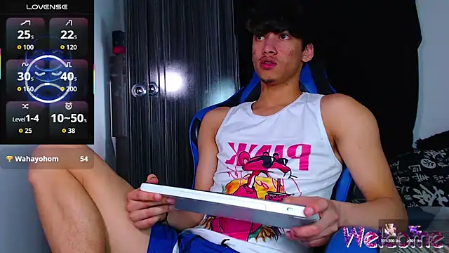 Gael Jones online show from 12-18-25, 05:23