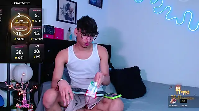 Gael Jones online show from 10-17-25, 04:49