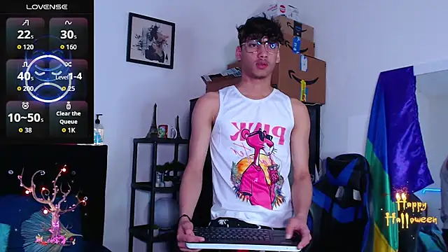 Gael Jones online show from 10-08-25, 03:13