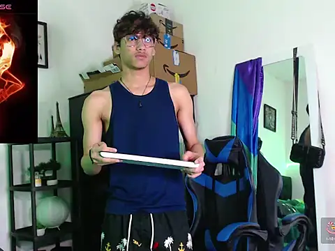 Gael Jones online show from 09-17-25, 04:03