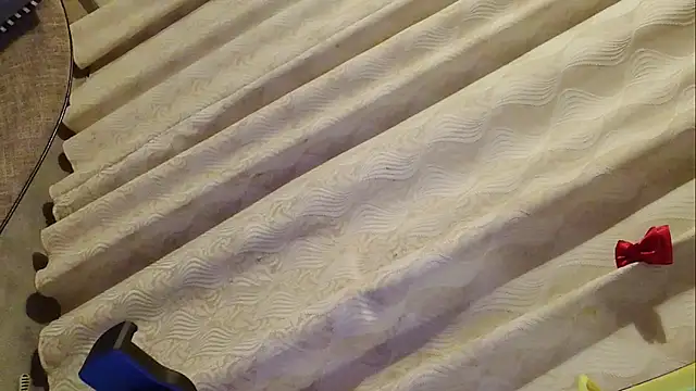 Snapshot of Shi_luo2025 chatting on 09-18-25, 01:58 Shi luo2025 online show from 09-18-25, 01:58