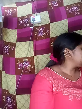 Hot-Show2 online show from 03-05-26, 10:01