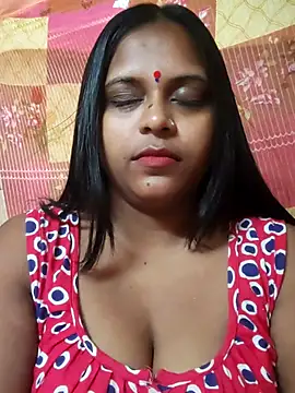 Snapshot of Hot-Show2 chatting on 09-14-25, 12:00 Hot-Show2 online show from 09-14-25, 12:00