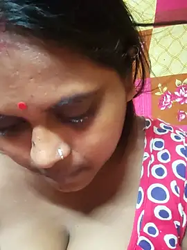 Hot-Show2 online show from 10-30-25, 09:51