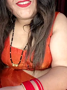 Snapshot of indian-hotmilfs chatting on 07-02-26, 04:24 indian-hotmilfs online show from 07-02-26, 04:24