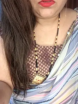 indian-hotmilfs online show from 03-24-26, 07:47