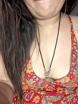 Snapshot of indian-hotmilfs chatting on 04-25-26, 08:17 indian-hotmilfs online show from 04-25-26, 08:17